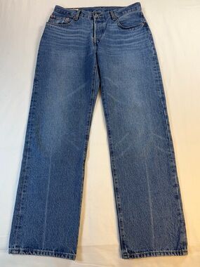 Levi’s 501 Women’s Straight Leg Button Fly Wedgie Jean 27/30